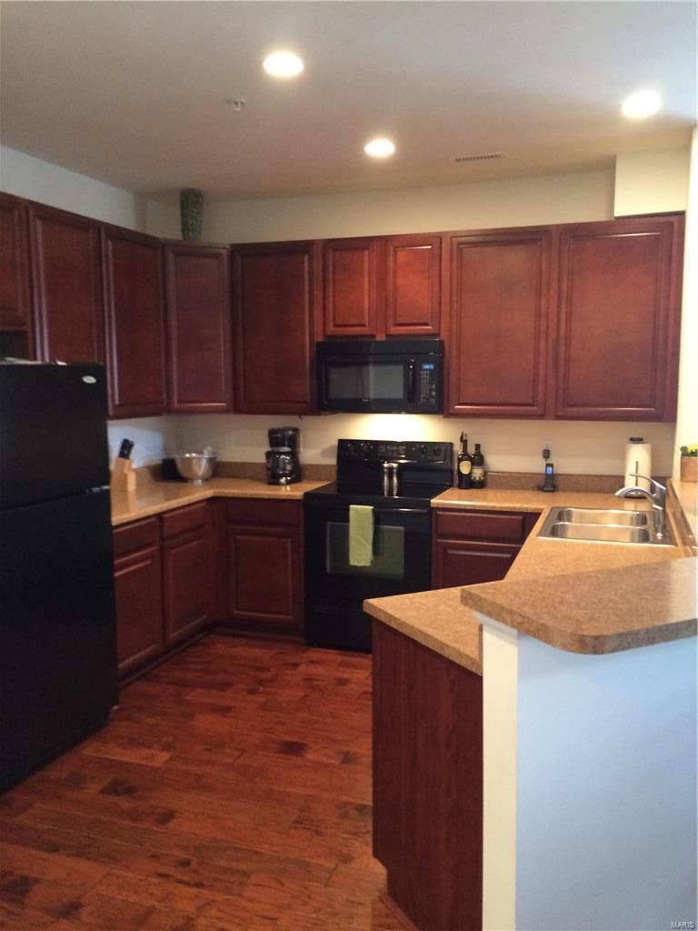 Justus Pointe - Residential