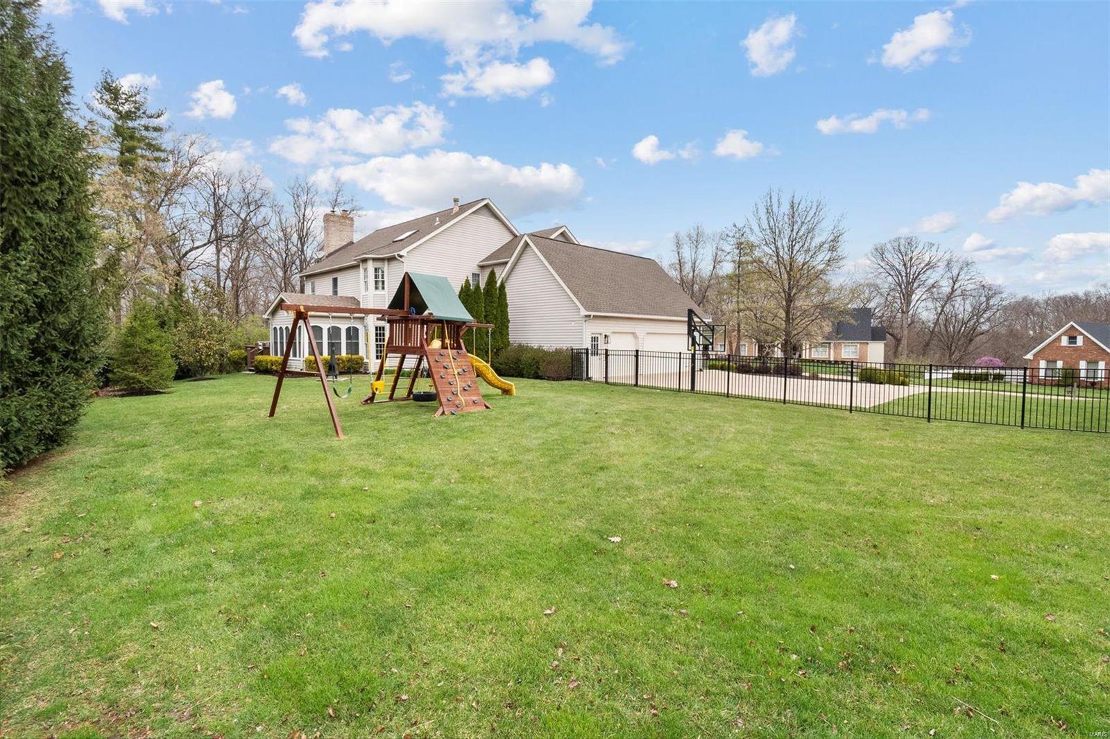 Wilson Manors Ii 3 - Residential