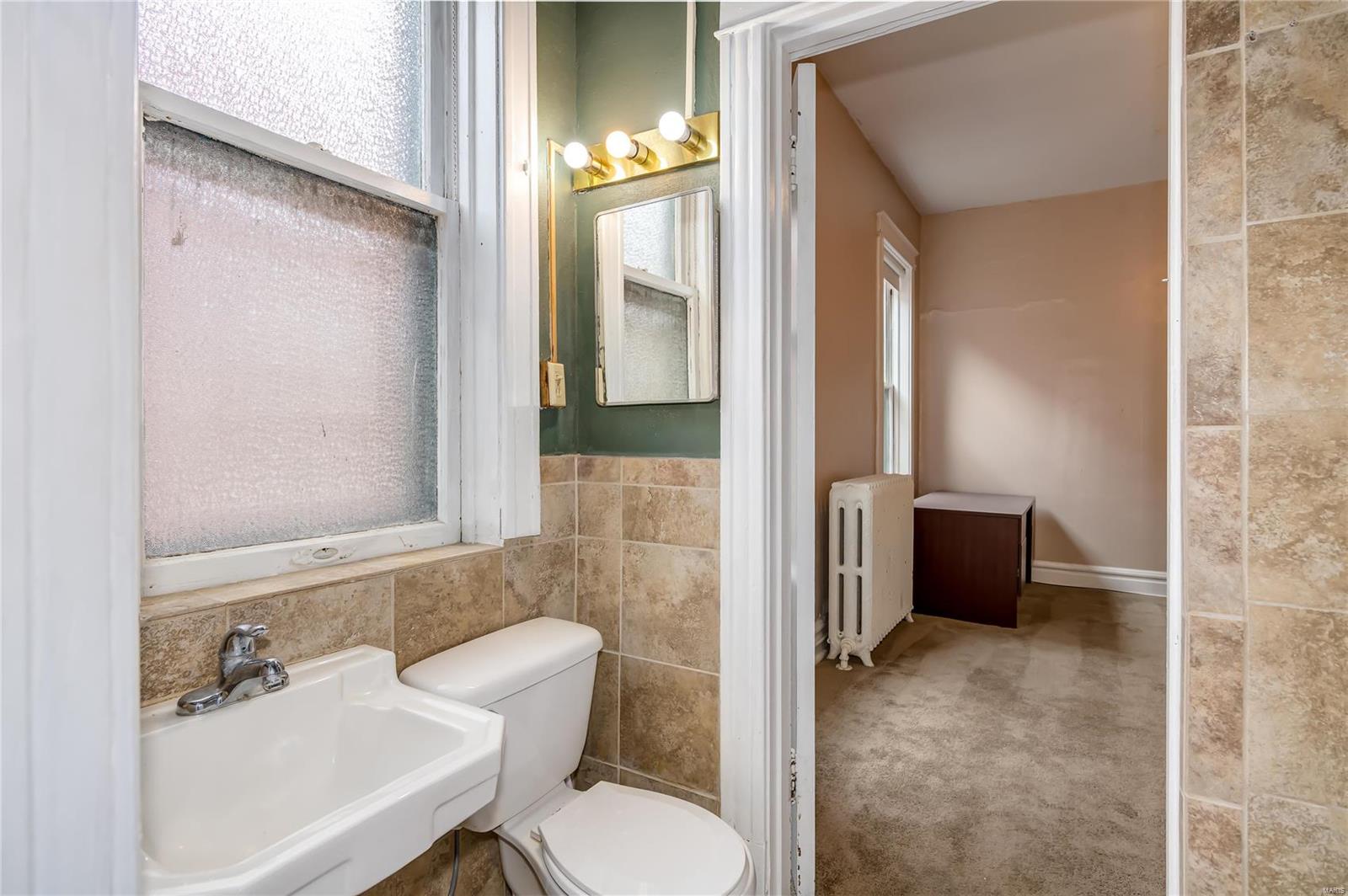 Lindells Add 02 - Residential Income