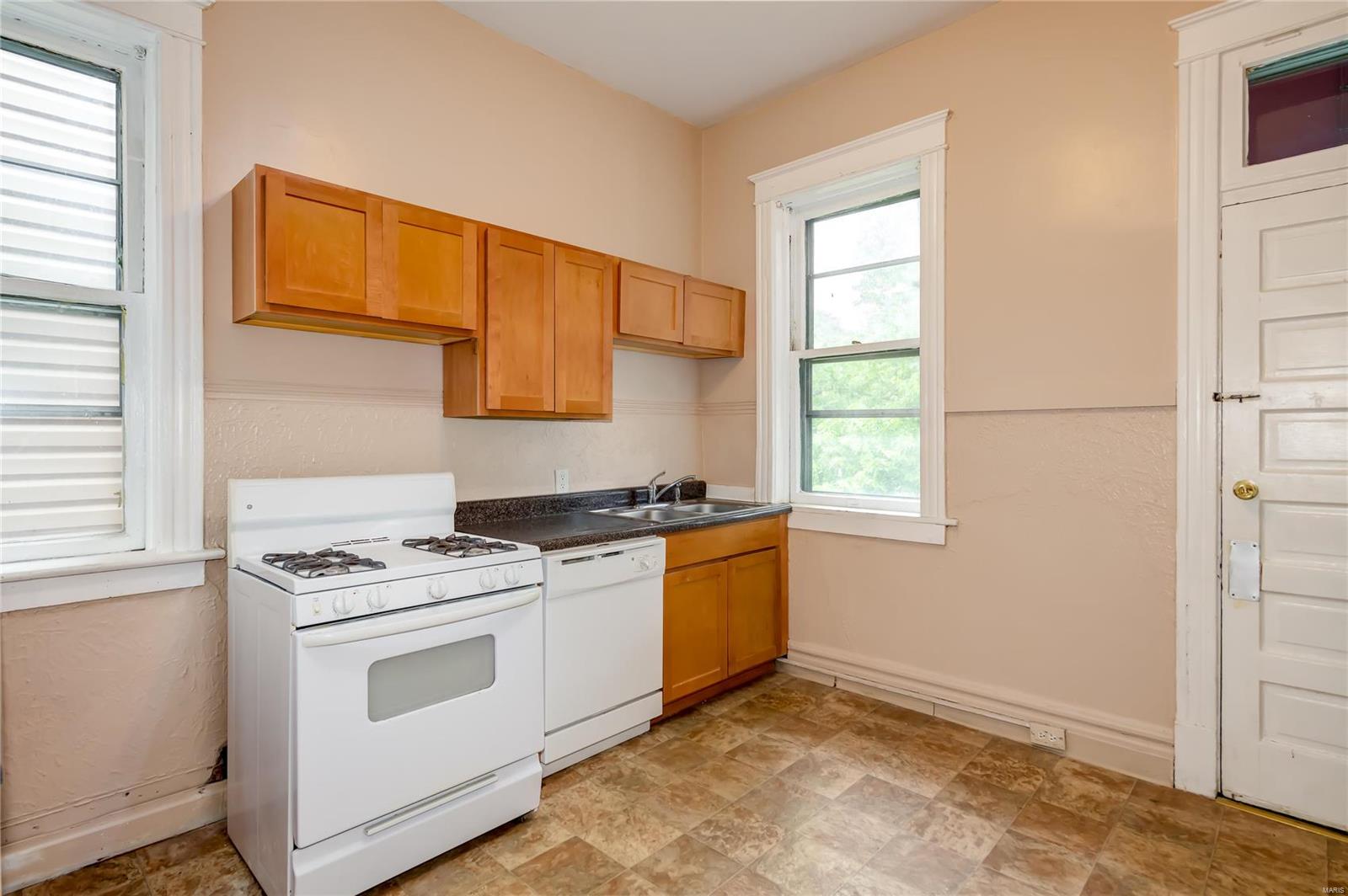 Lindells Add 02 - Residential Income