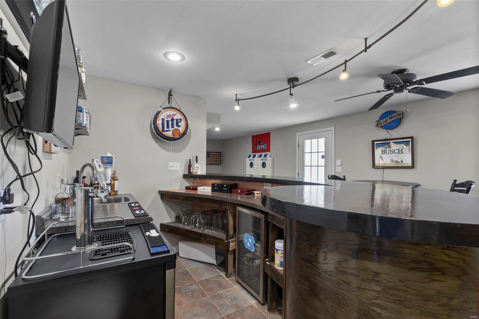 Twin Oaks - Residential