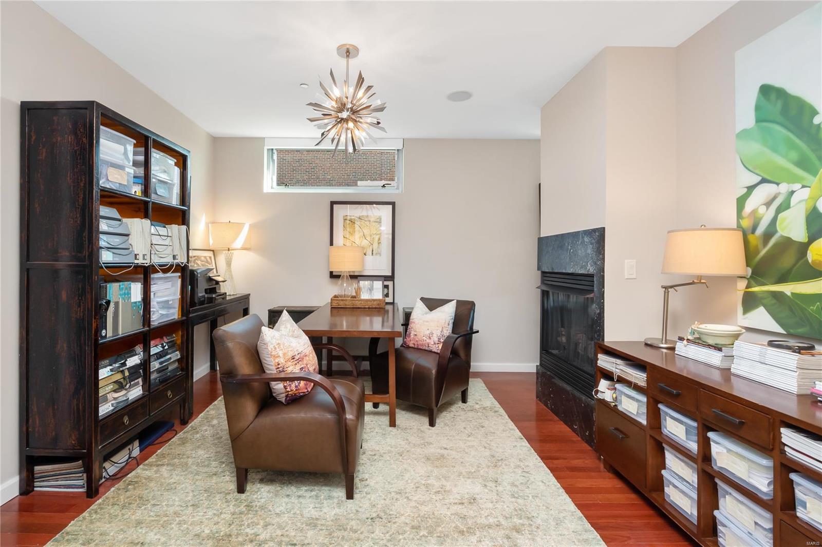 Lindell Blvd Condo - Residential