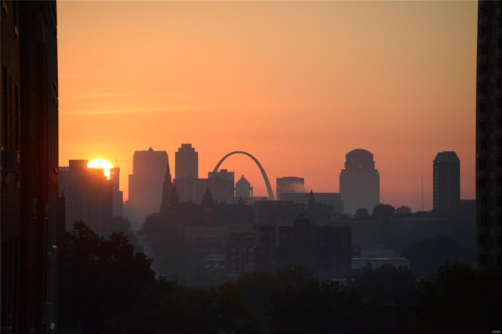 Lindell Blvd Condo - Residential