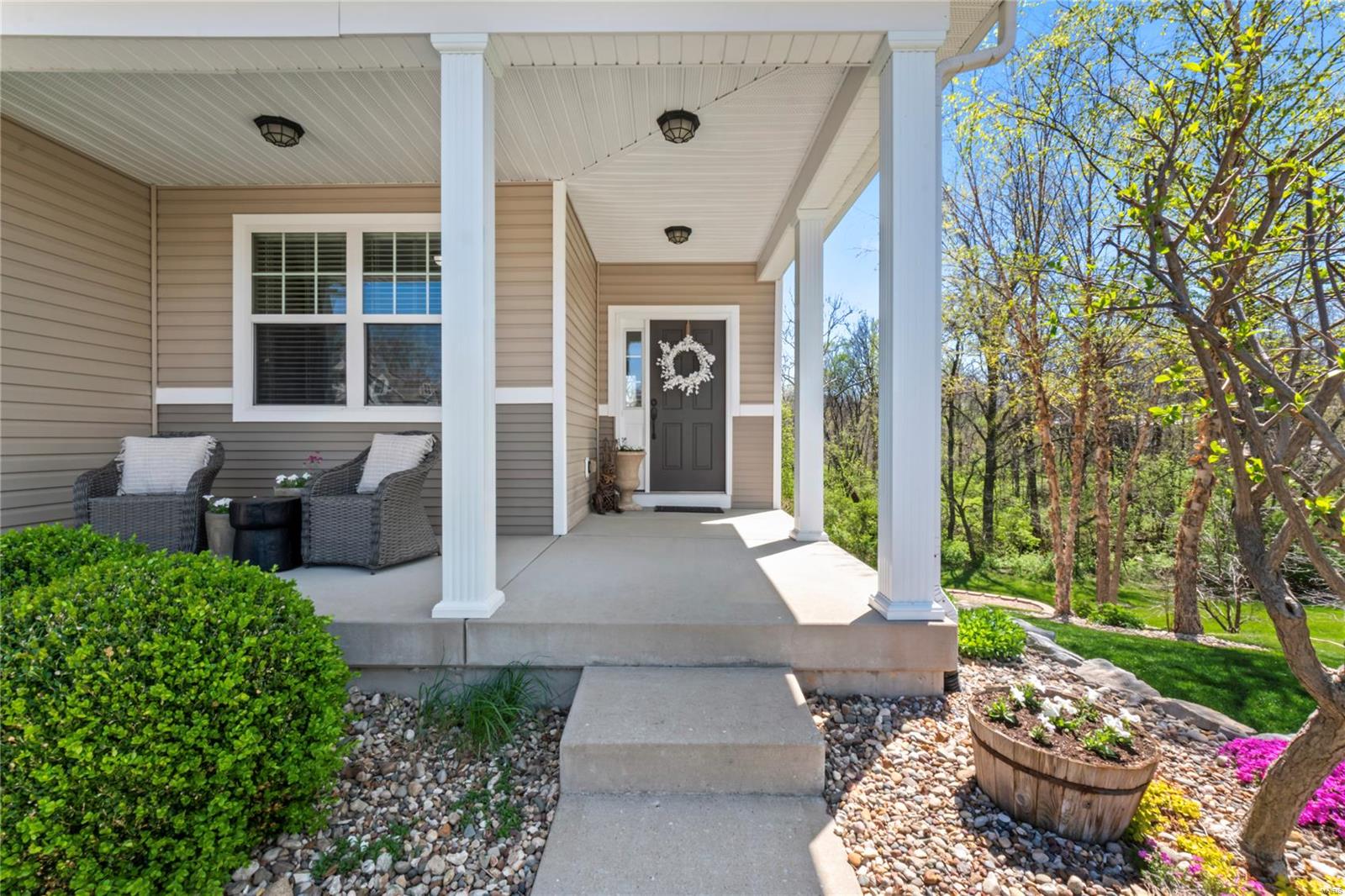 1188 Regents Court