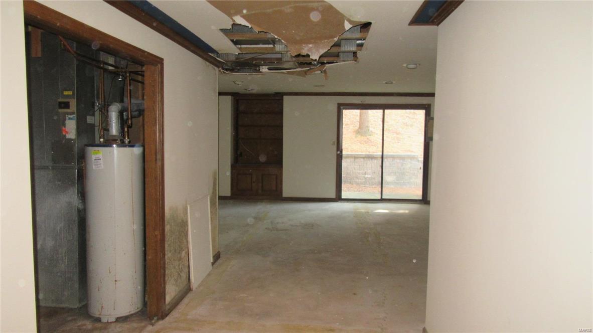 Treetop Condo One-B - Residential