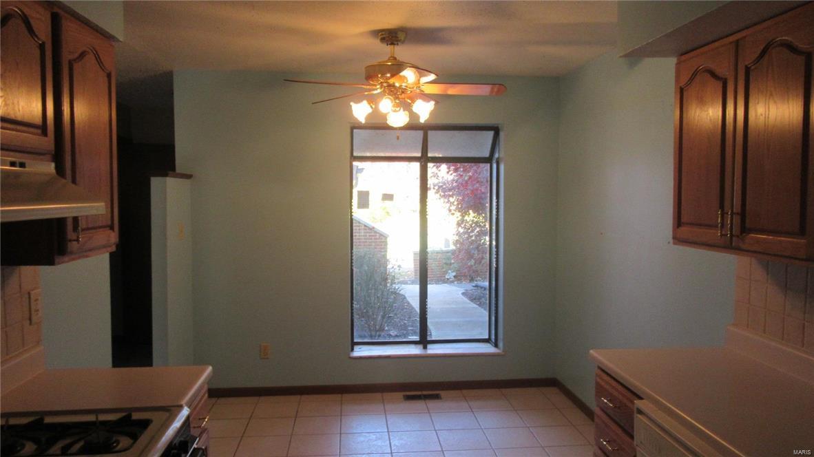 Treetop Condo One-B - Residential