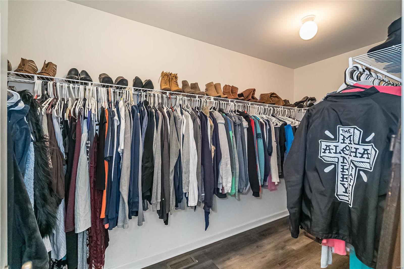 Enclave At Montclair - Residential