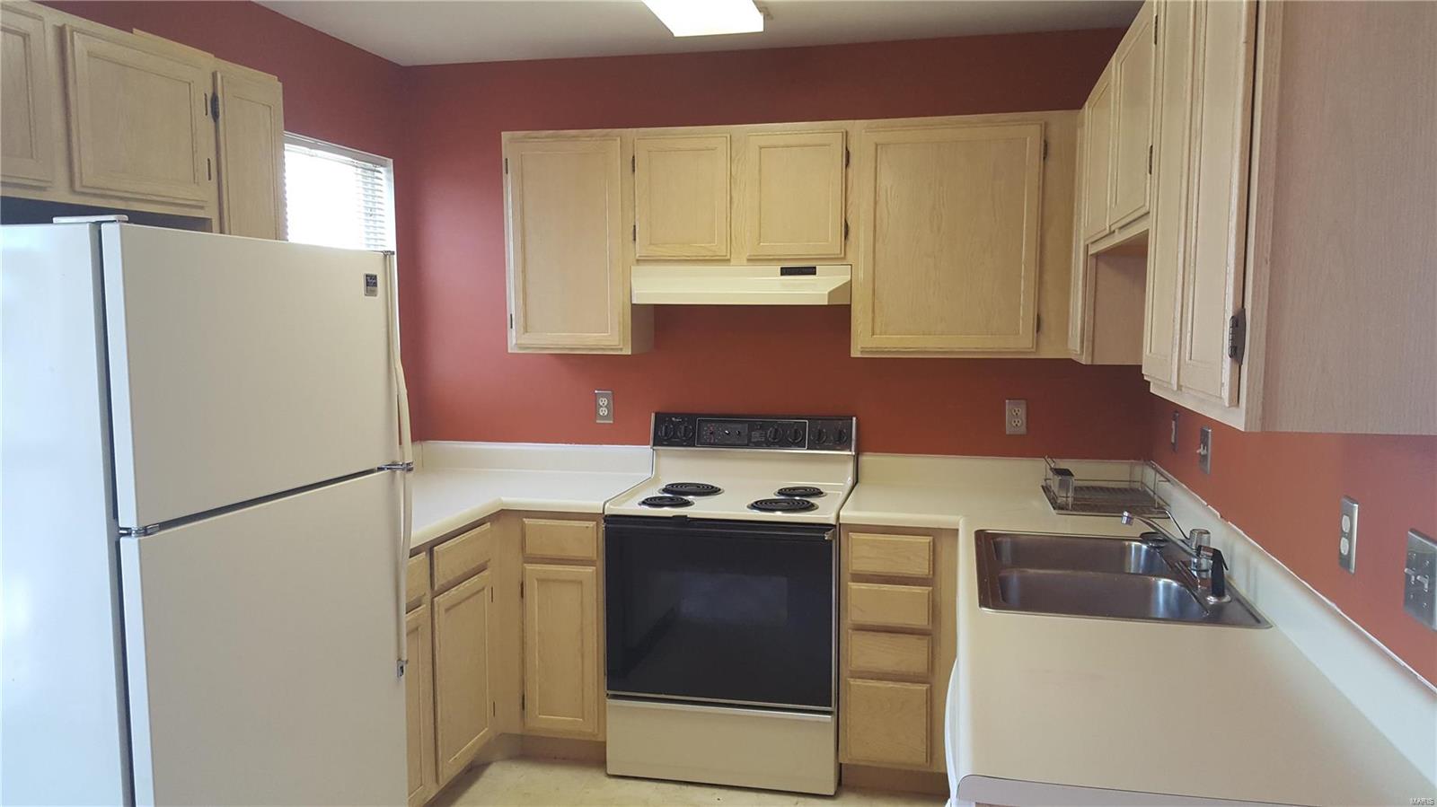 Victoria Crossing Easement 18 At - Residential Lease