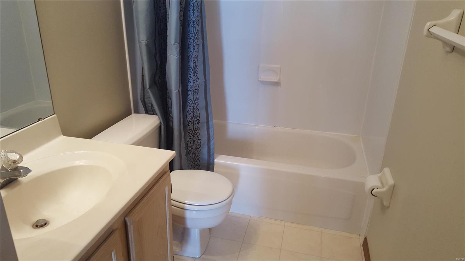 Victoria Crossing Easement 18 At - Residential Lease