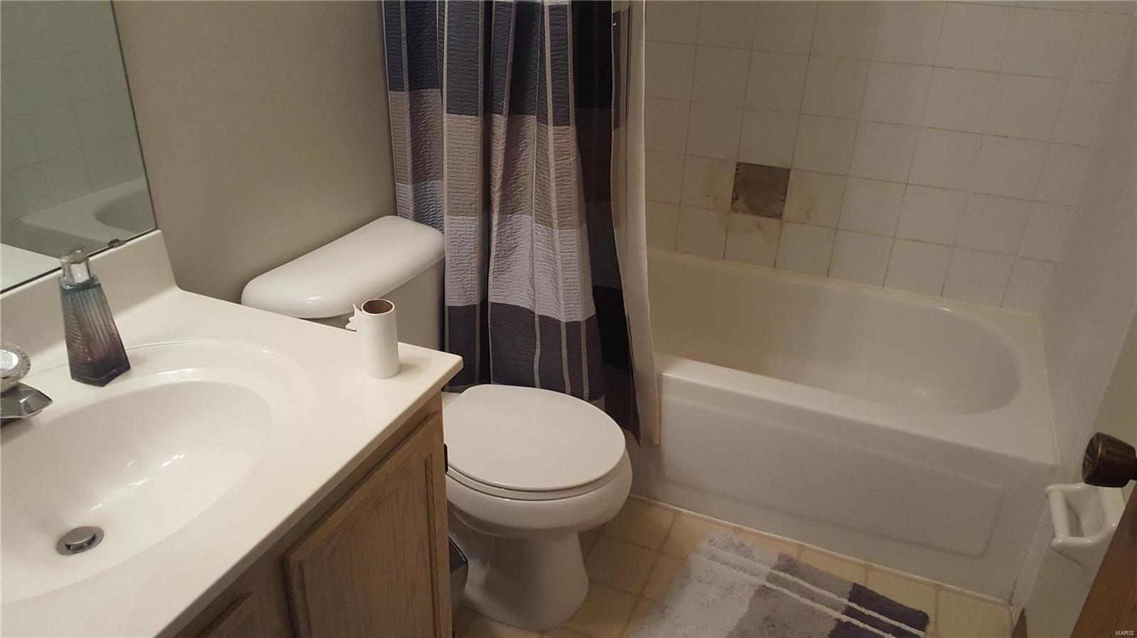 Victoria Crossing Easement 18 At - Residential Lease