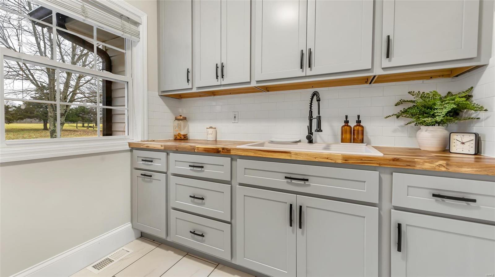 None-Unrestricted - Farm