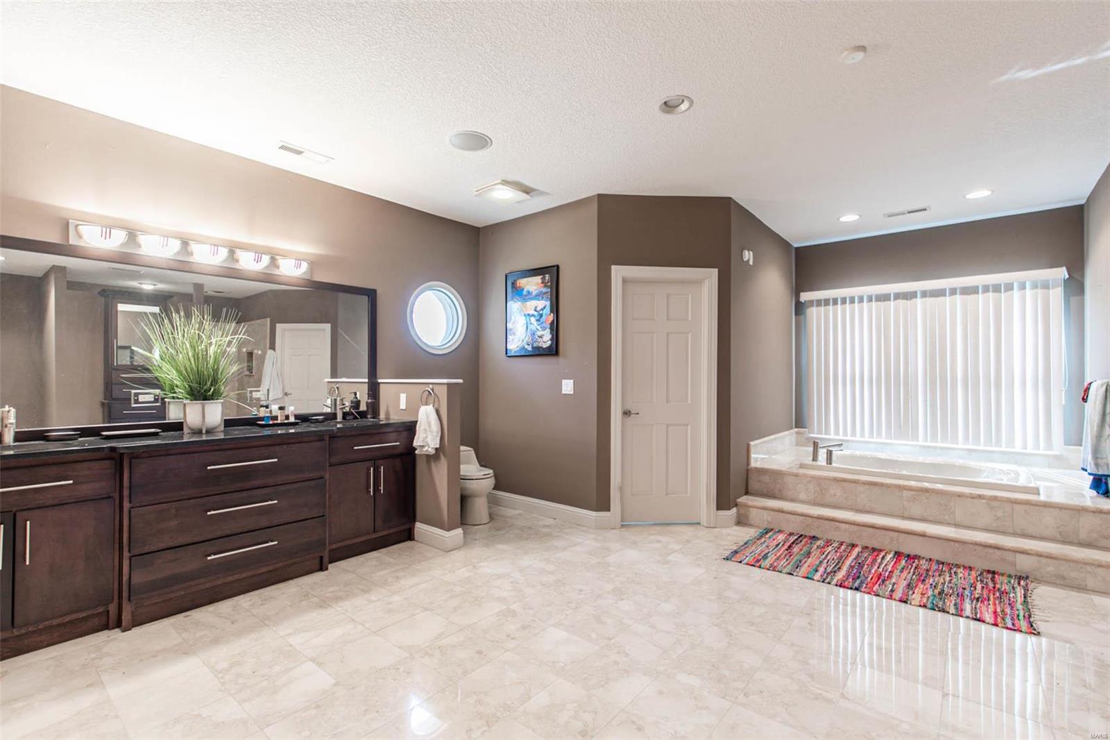 WESTBLUFF - Residential