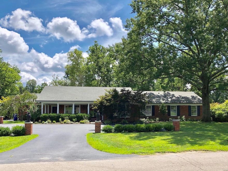 Classic Frontenac ranch w/style & endless upgrades. This stunning home displays hardwood floors, crown molding,  Gracious foyer & separate dining. 4 bdrms on main, 1 more in LL w/private bath, 4.5 baths  situated on 1 acre w/private tree lined backyard. Gorgeous remodeled kitchen features S.S. appliances, beverage bar, large granite center island, two pantries, gas cook top, vented hood, custom soft close cabinets & breakfast bar.  Just off the kitchen, enjoy the vaulted, sunken hearth room & double aggregate patio. Huge family room open to kitchen adjoins heated sun room w/sliding glass doors & gas fire place.  Remodeled Master Bedroom Suite w/3 closets. Updated master bathroom w/dual sinks, dual vanities w/Carrara marble, separate shower & freestanding tub.  Massive finished basement with family rm., rec. room, bedroom en suite.  Shows impeccably, completely move in ready, electric and plumbing replaced or updated. Large main floor laundry & mud room w/side entry & over sized garage. Additional Rooms: Mud Room, Sun Room