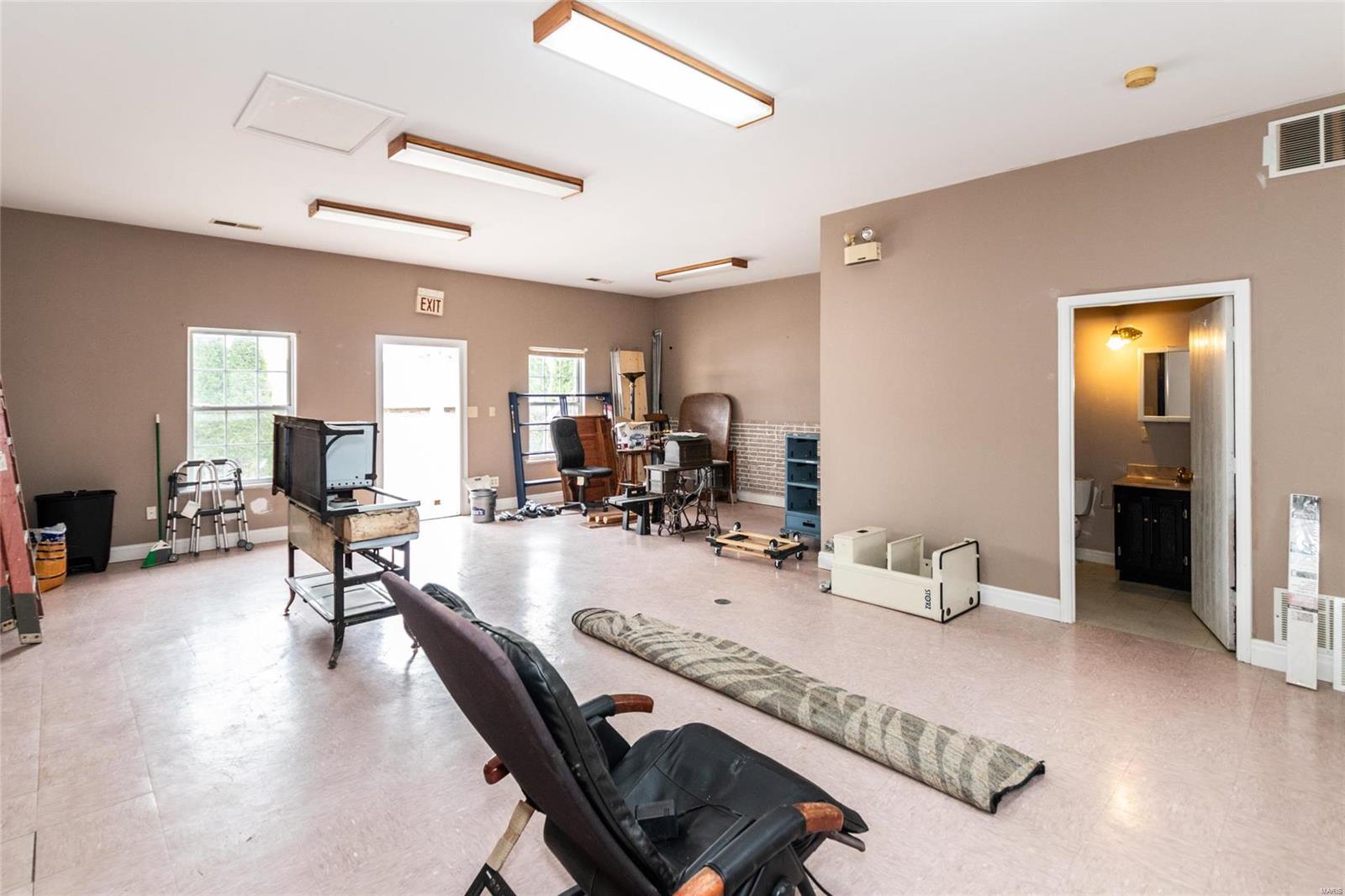 Fenton, Missouri 63026, United States, ,Commercial,Pending,63291