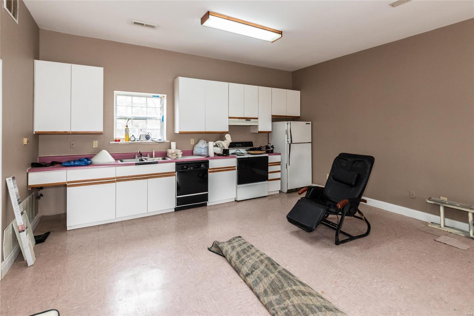 Fenton, Missouri 63026, United States, ,Commercial,Pending,63291