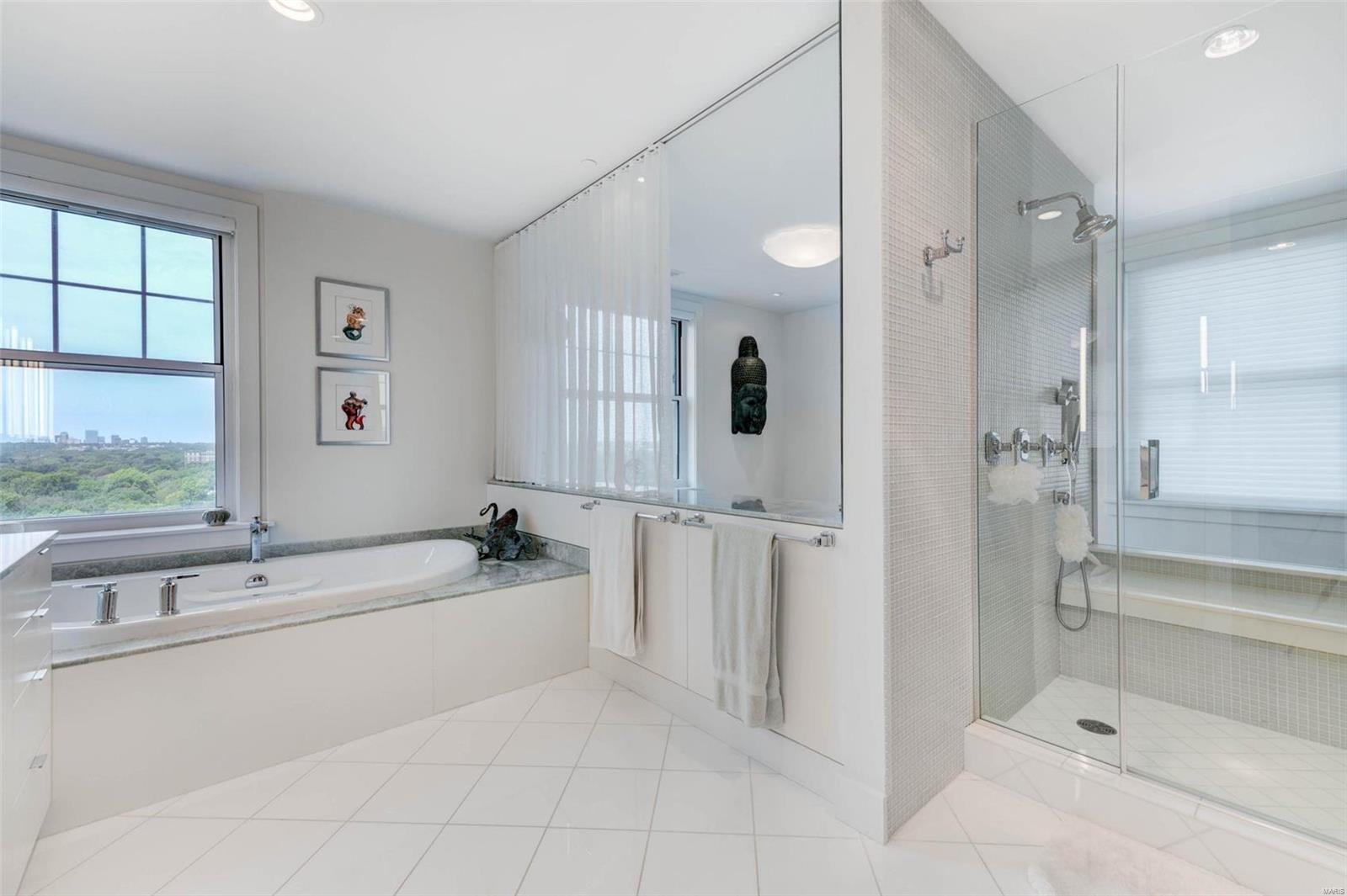 Park Plaza Residential Condo - Residential