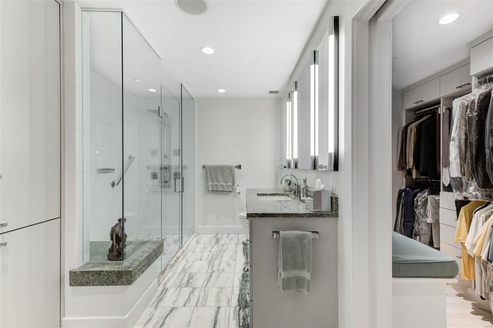 Park Plaza Residential Condo - Residential