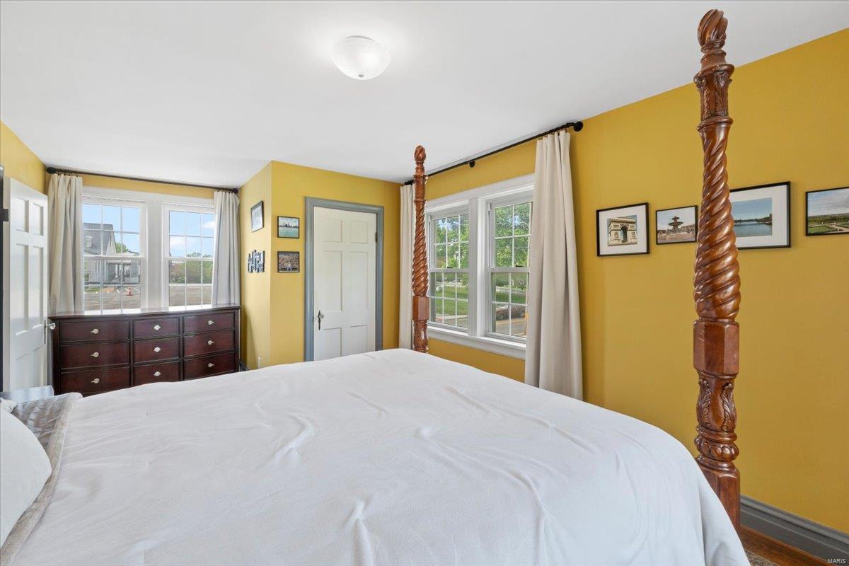 St Louis, Missouri 63135, United States, 3 Bedrooms Bedrooms, ,3 BathroomsBathrooms,Residential,Pending,118022