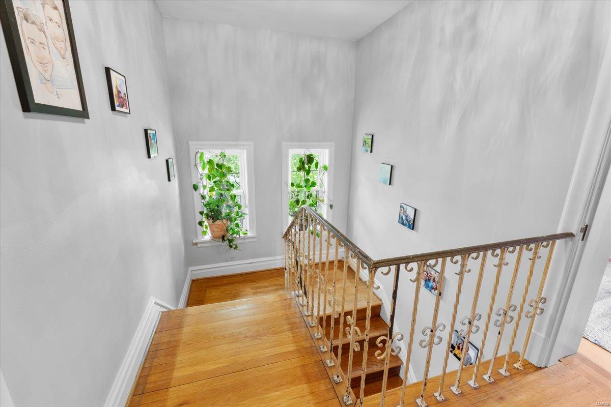 St Louis, Missouri 63135, United States, 3 Bedrooms Bedrooms, ,3 BathroomsBathrooms,Residential,Pending,118022