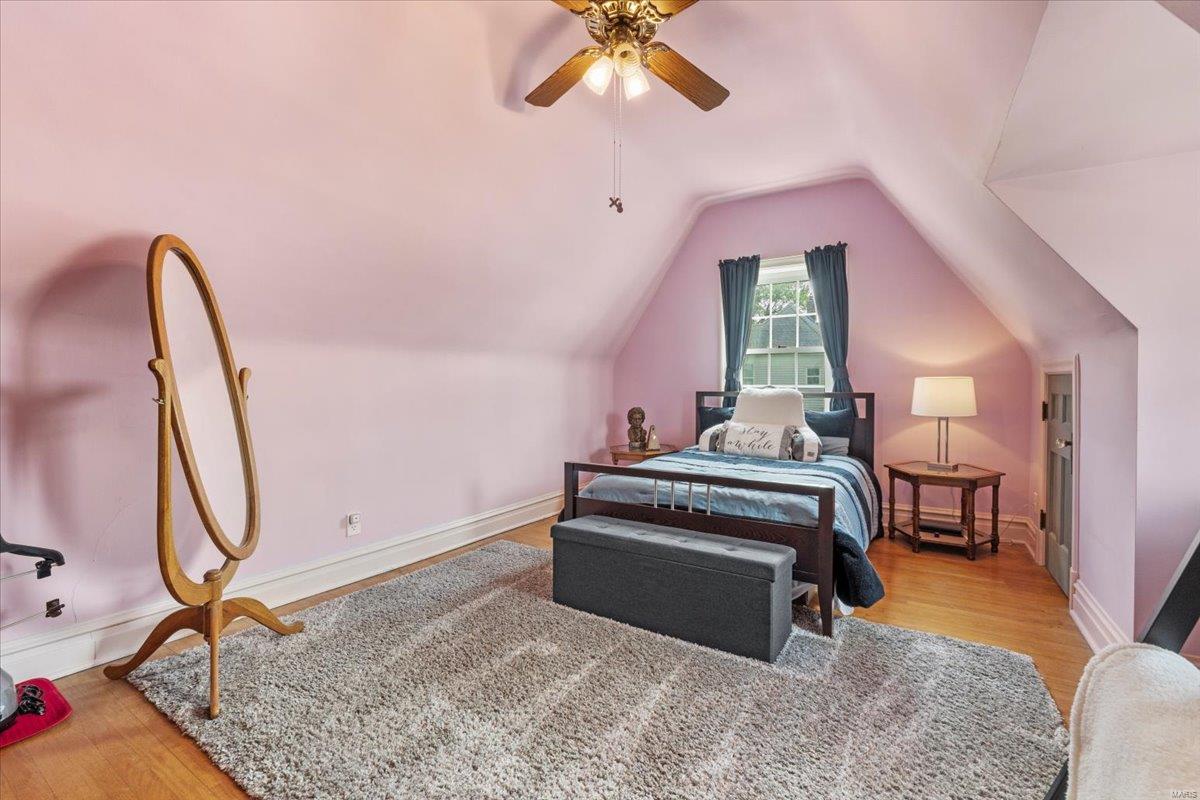 St Louis, Missouri 63135, United States, 3 Bedrooms Bedrooms, ,3 BathroomsBathrooms,Residential,Pending,118022