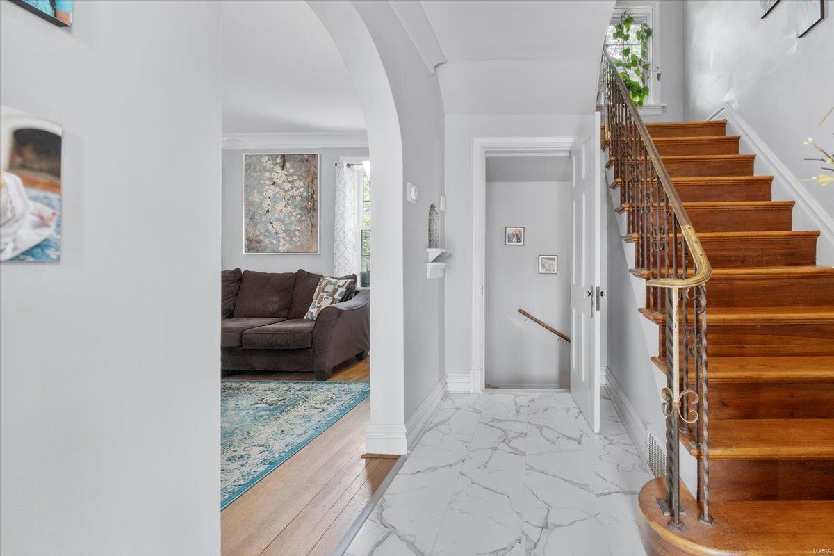 St Louis, Missouri 63135, United States, 3 Bedrooms Bedrooms, ,3 BathroomsBathrooms,Residential,Pending,118022