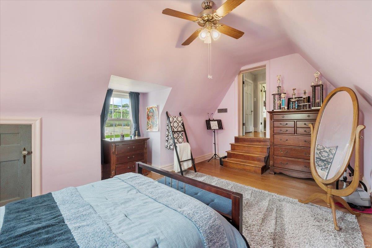 St Louis, Missouri 63135, United States, 3 Bedrooms Bedrooms, ,3 BathroomsBathrooms,Residential,Pending,118022