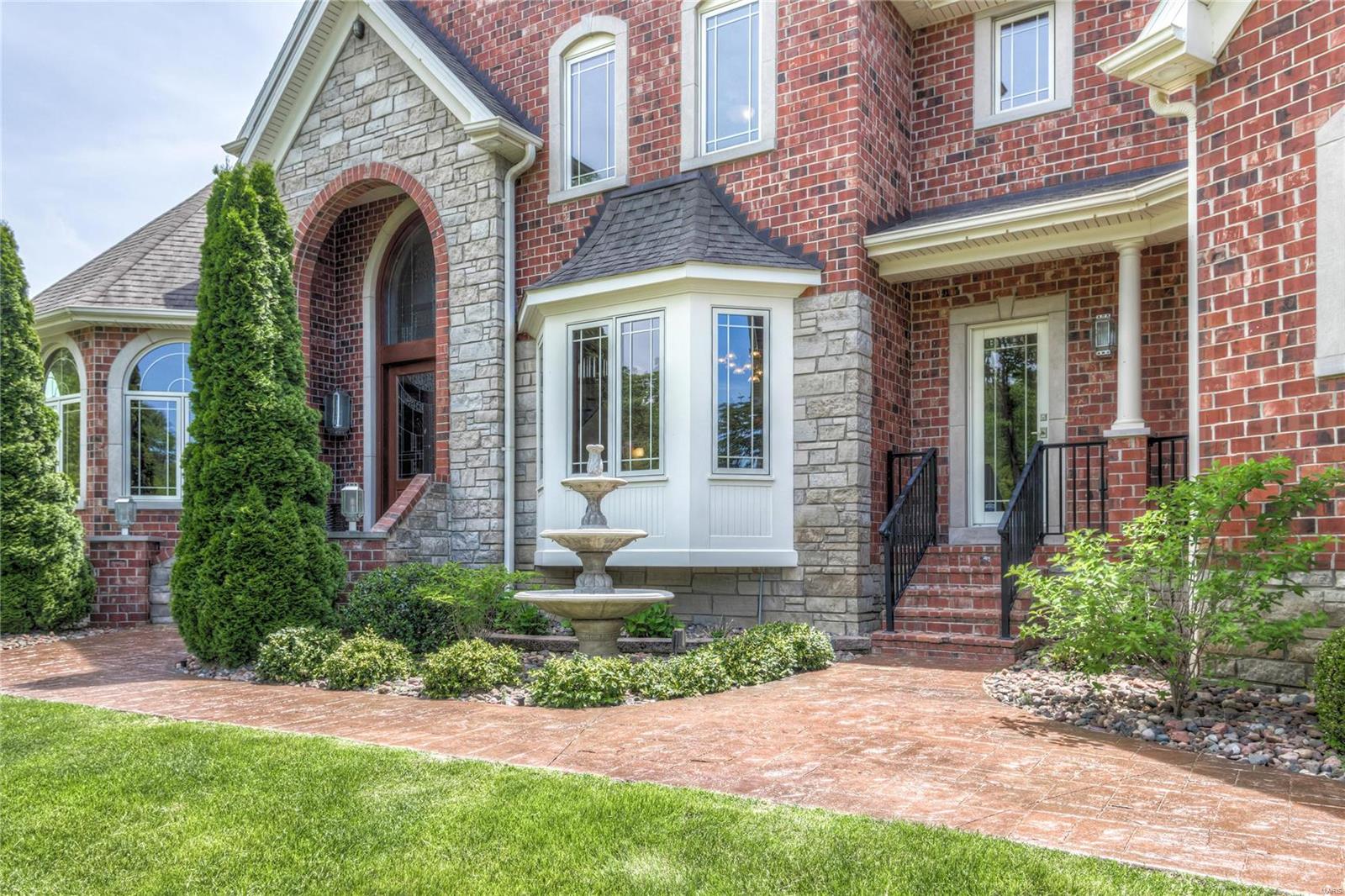 Summit Estate - Residential