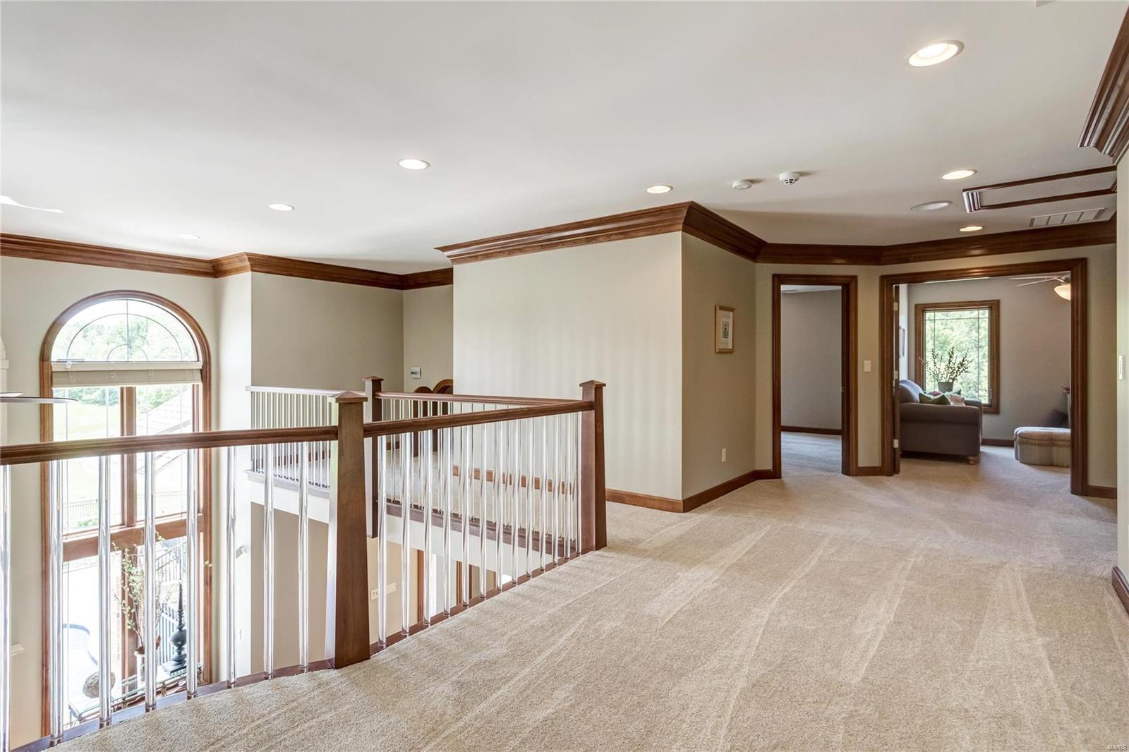 Summit Estate - Residential