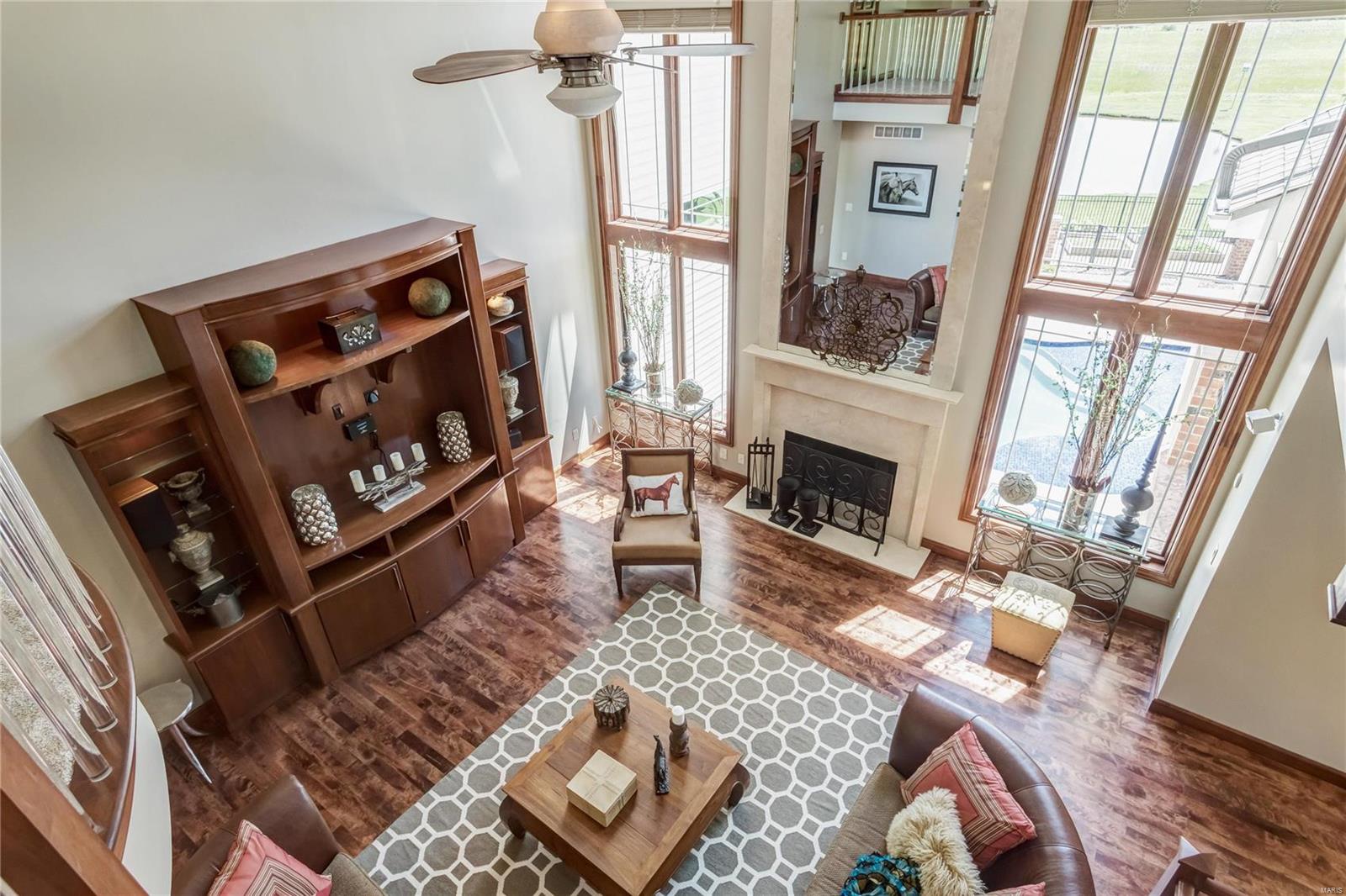 Summit Estate - Residential