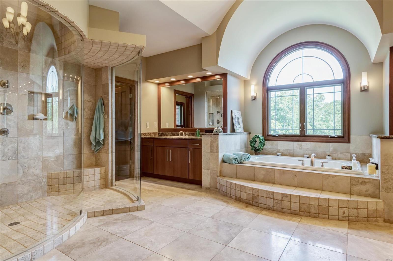 Summit Estate - Residential