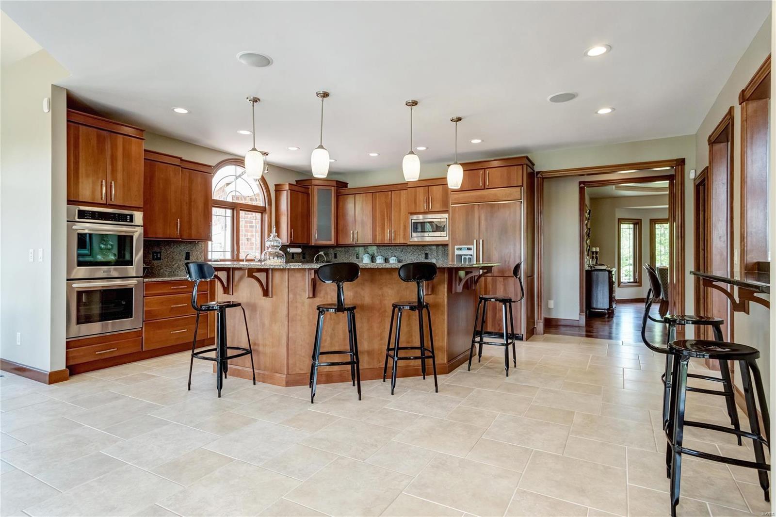 Summit Estate - Residential