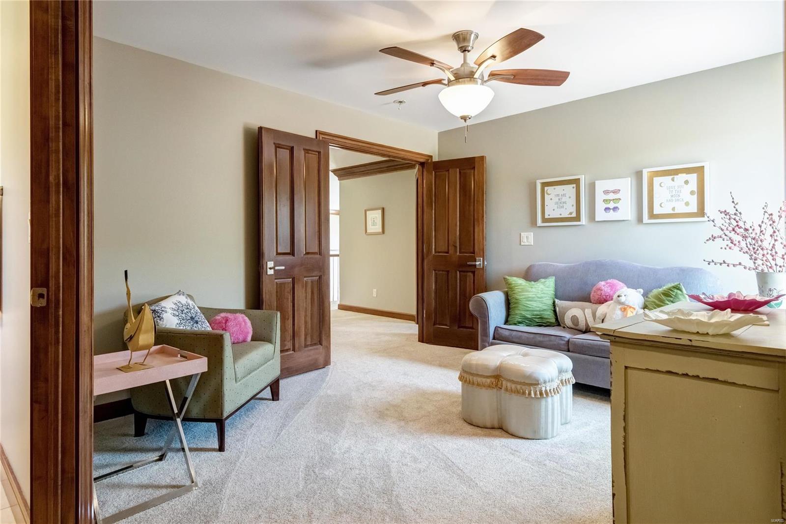 Summit Estate - Residential