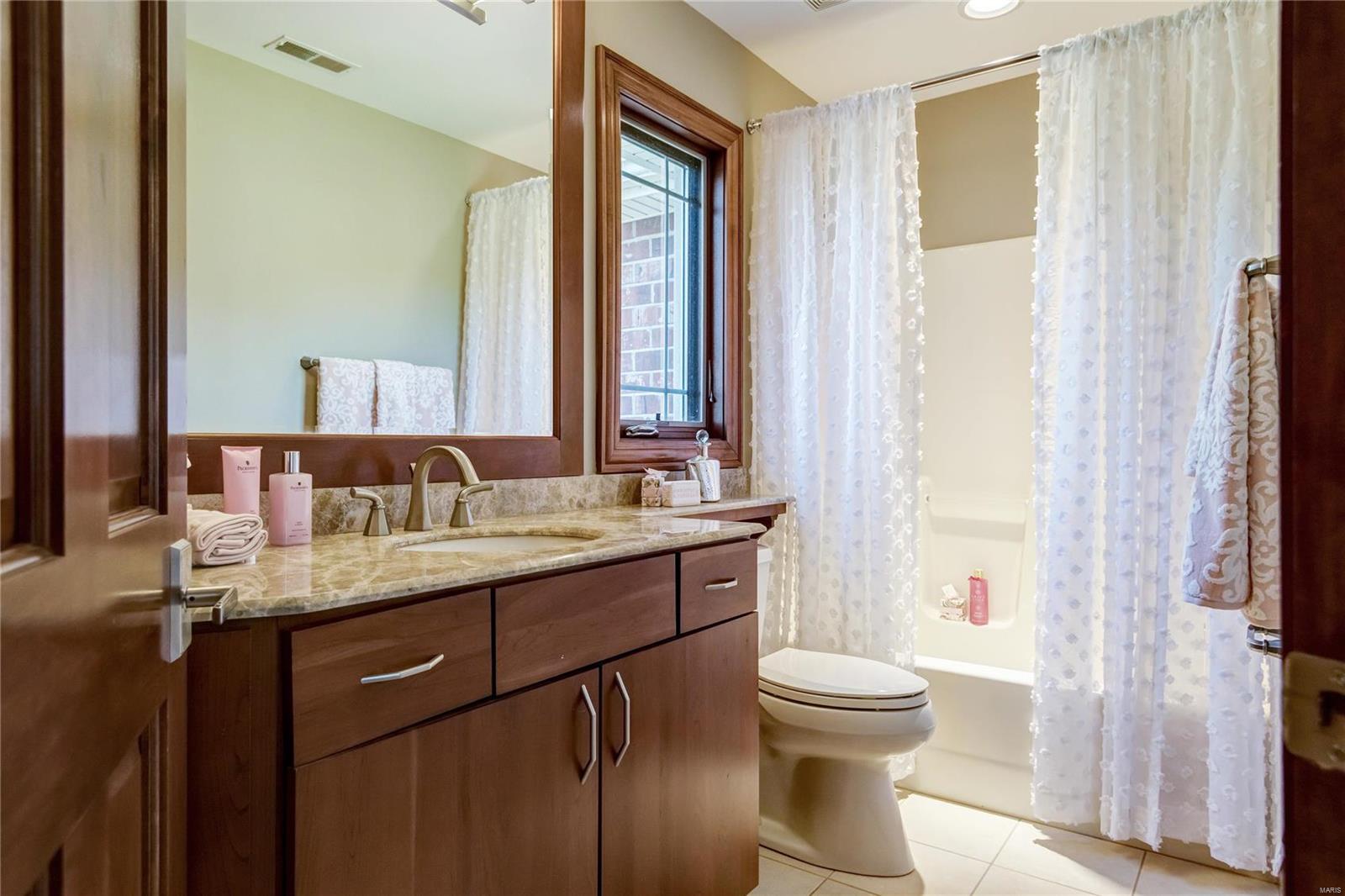 Summit Estate - Residential