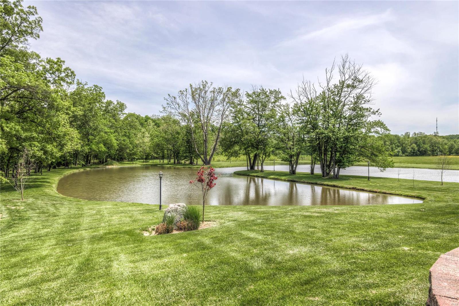 Summit Estate - Residential