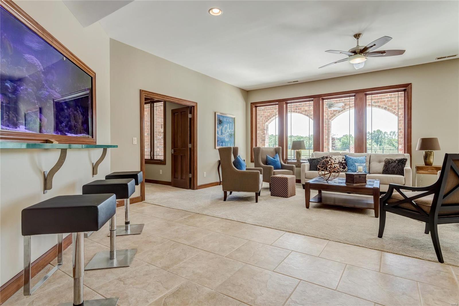 Summit Estate - Residential