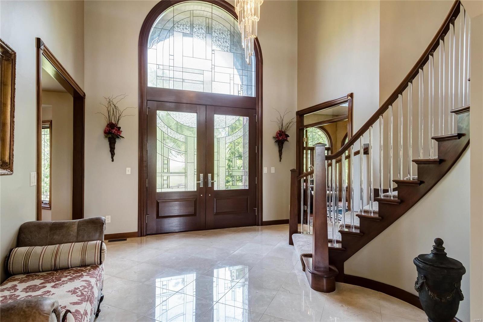 Summit Estate - Residential