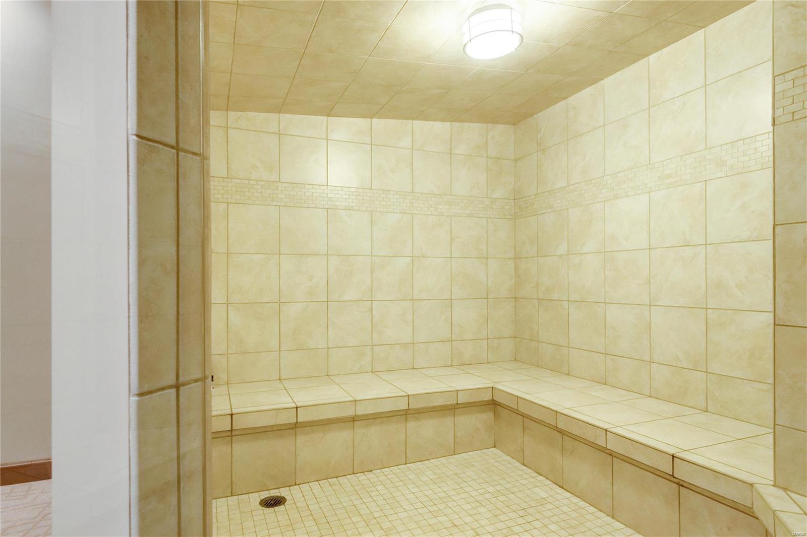 Summit Estate - Residential