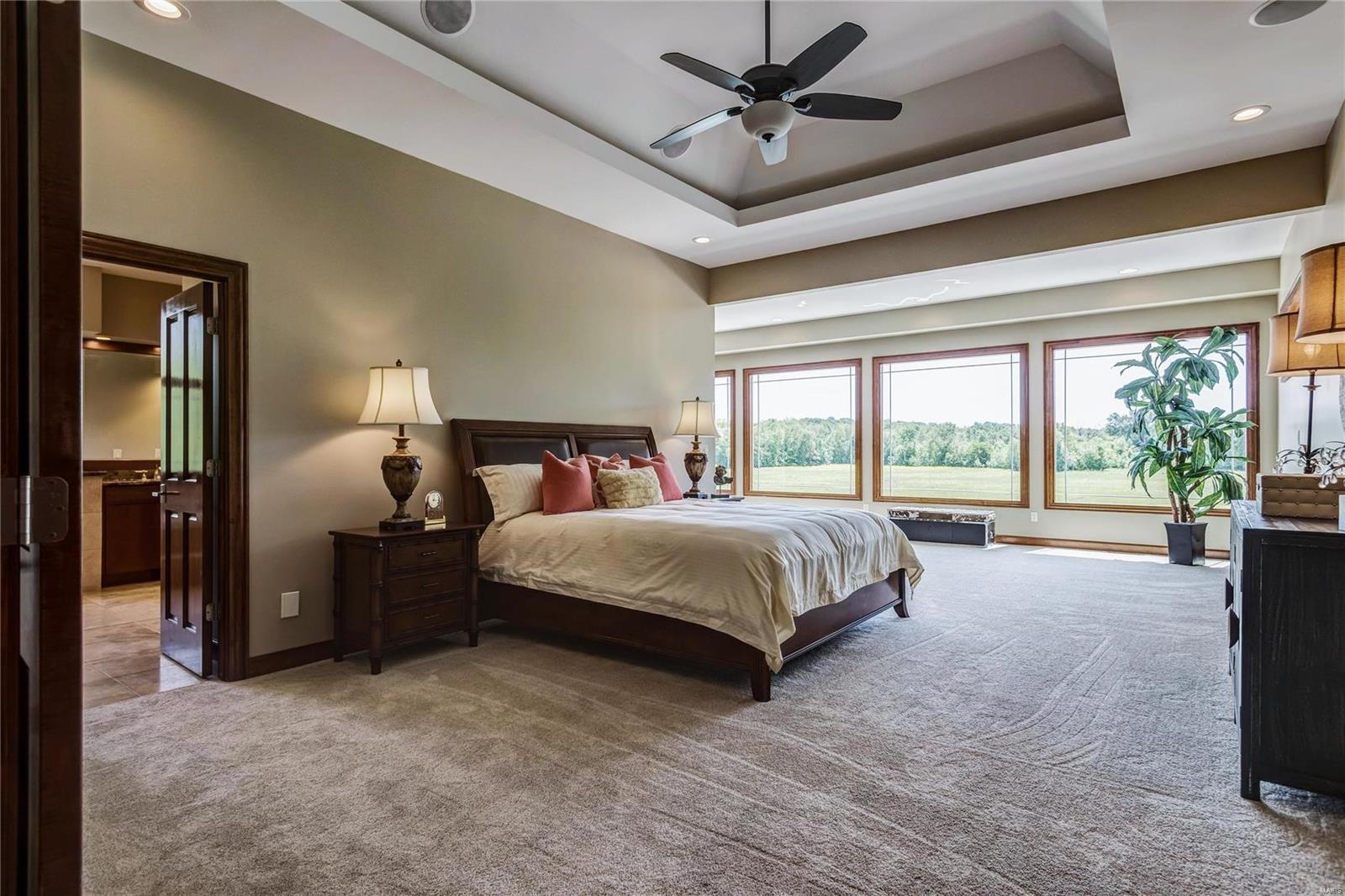 Summit Estate - Residential