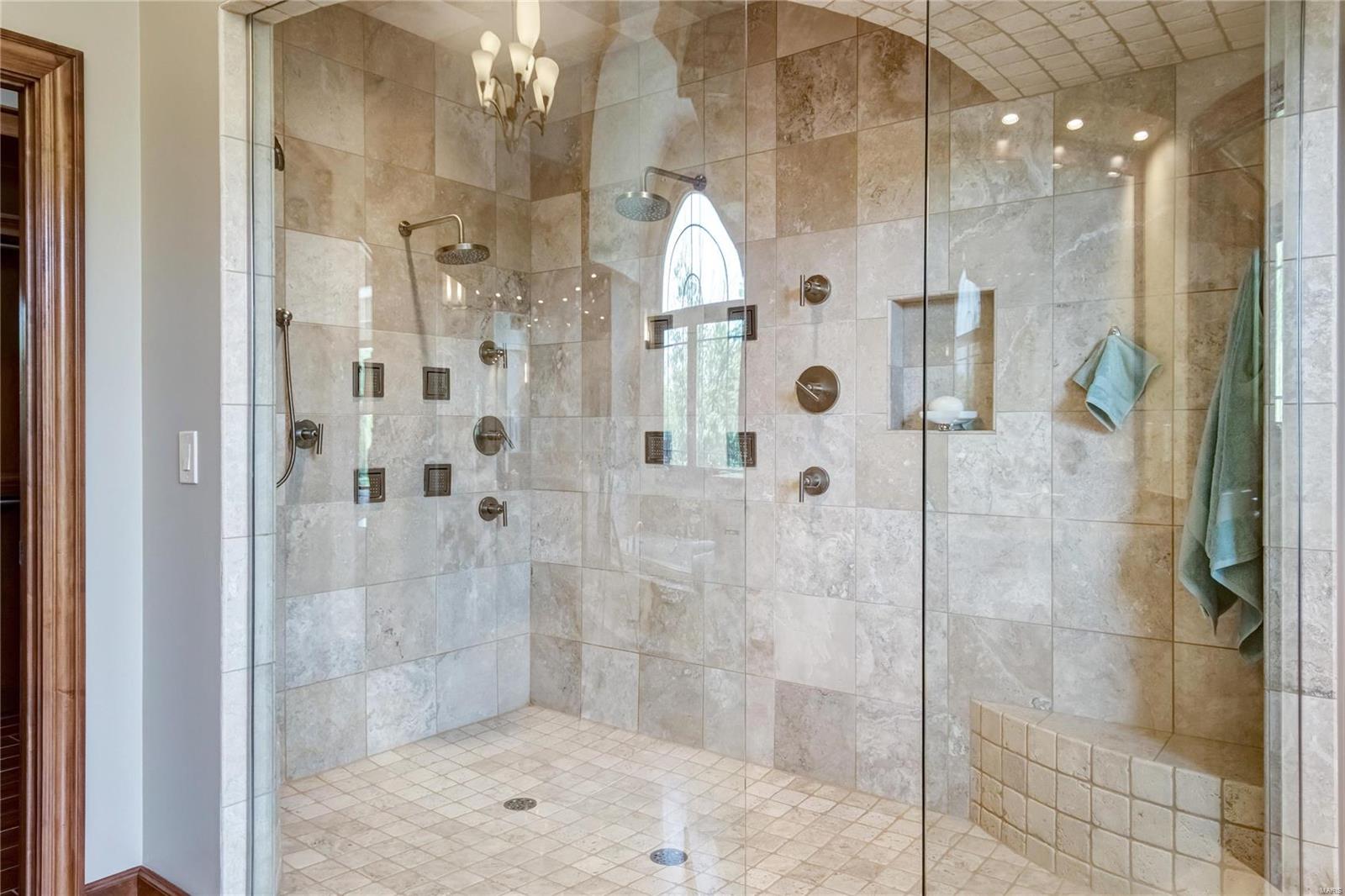 Summit Estate - Residential