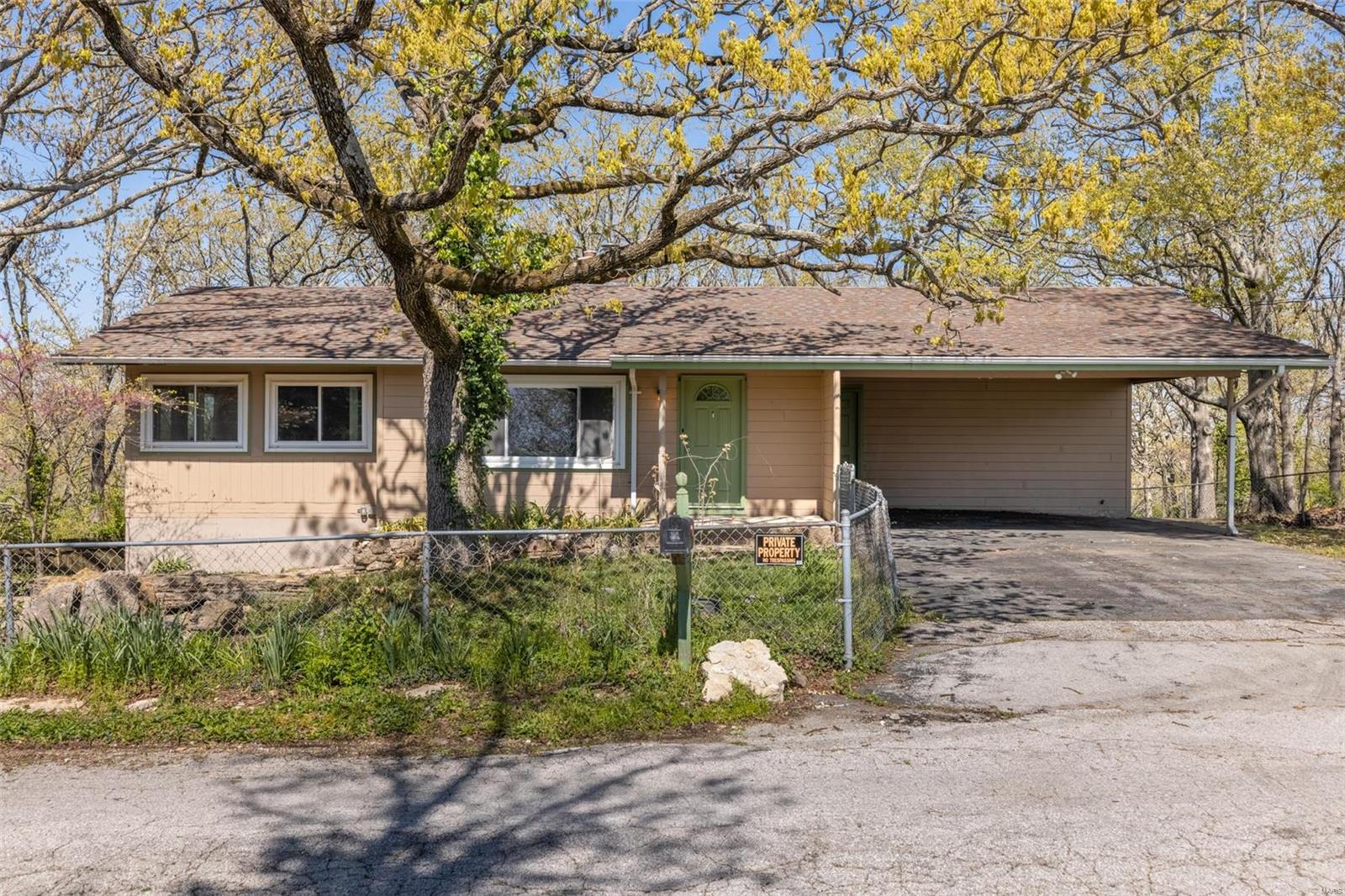 Lake Adelle 5 - Residential