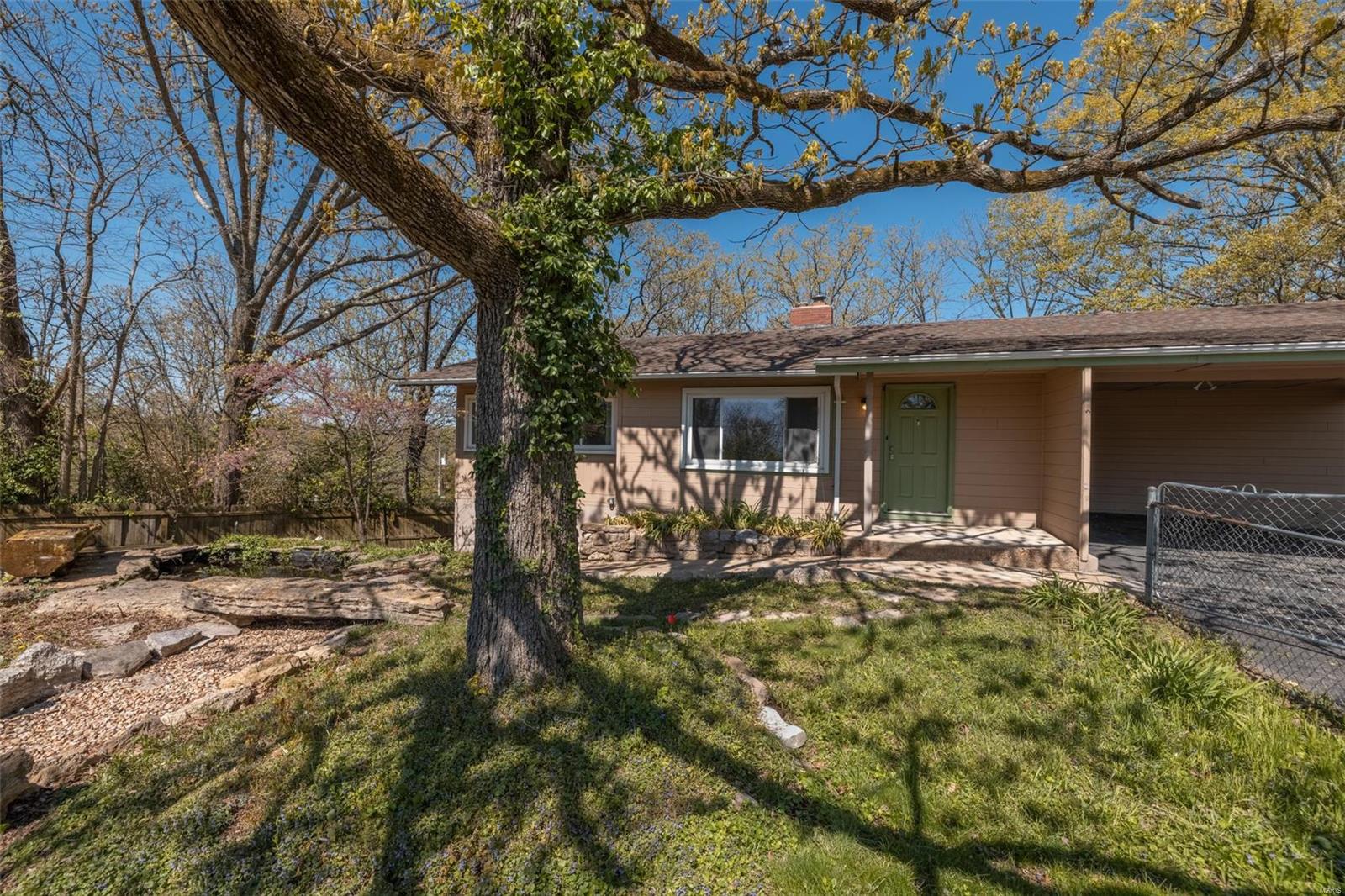 Lake Adelle 5 - Residential