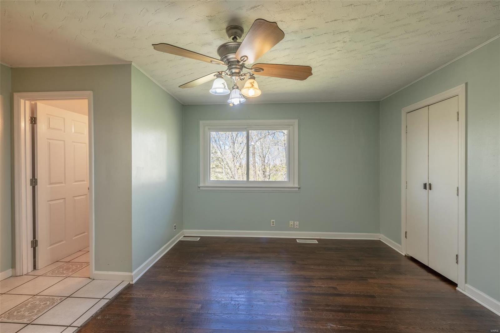 Lake Adelle 5 - Residential