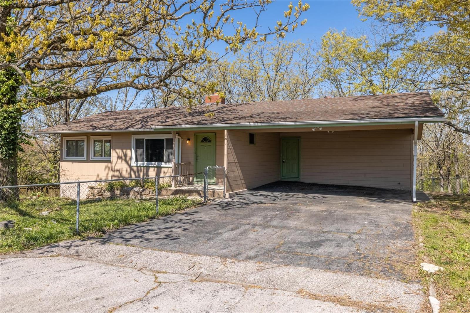 Lake Adelle 5 - Residential