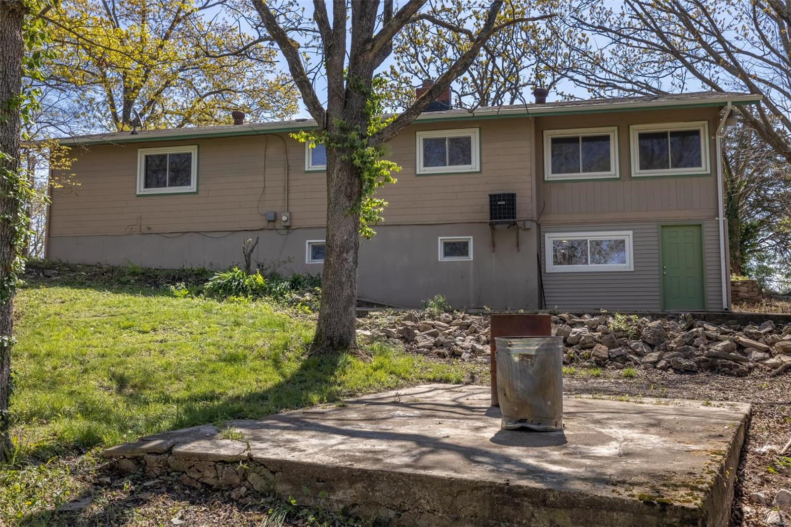 Lake Adelle 5 - Residential