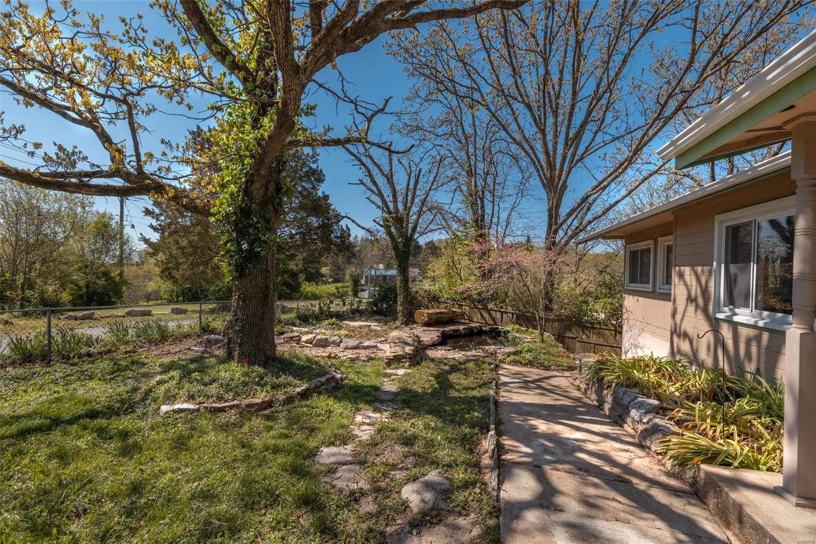 Lake Adelle 5 - Residential