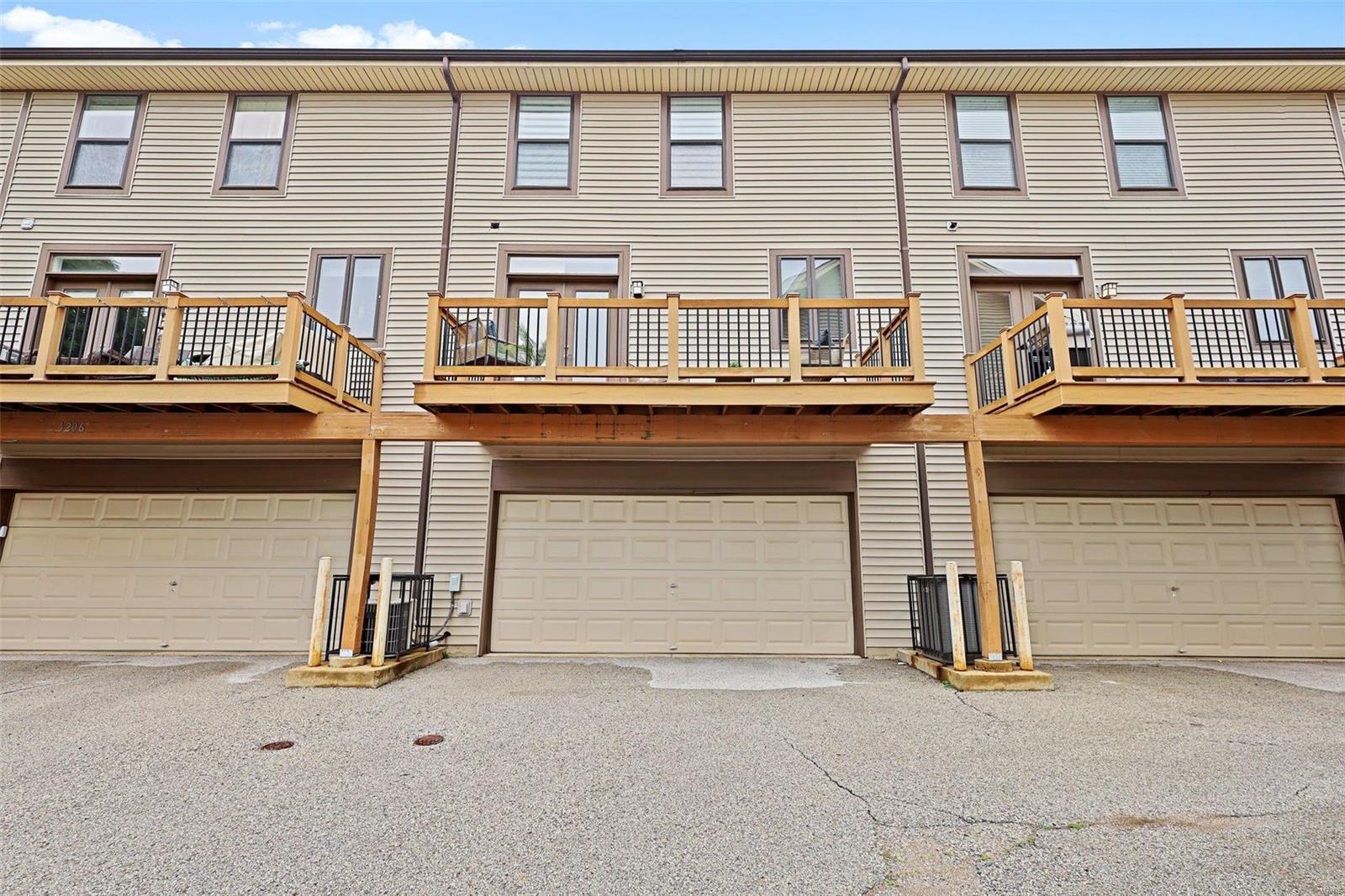 Riva Condos - Residential