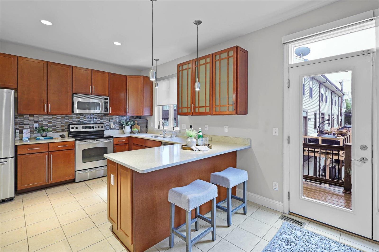 Riva Condos - Residential