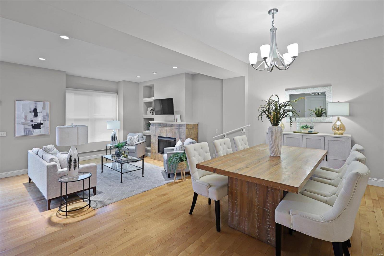 Riva Condos - Residential