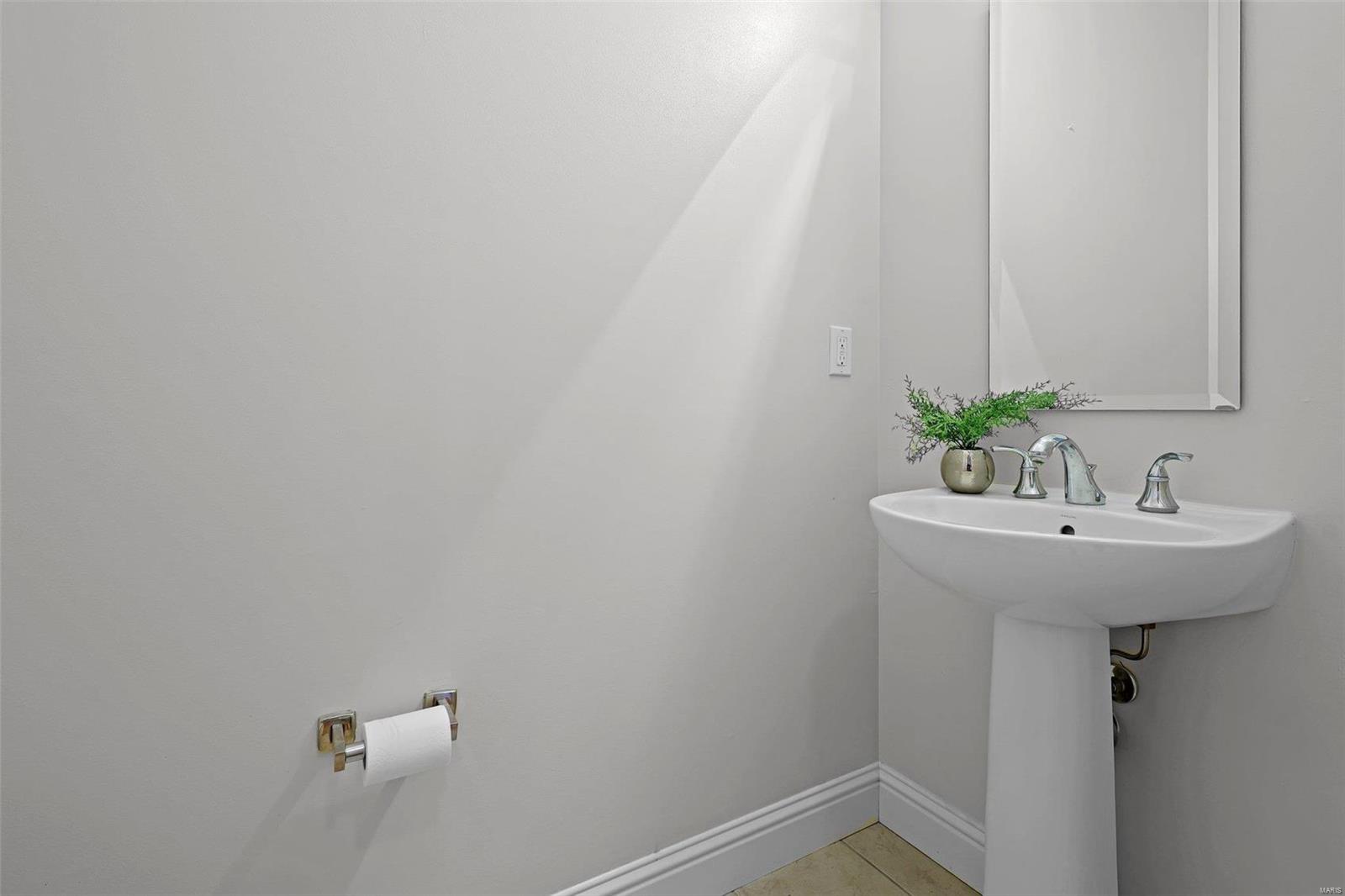 Riva Condos - Residential