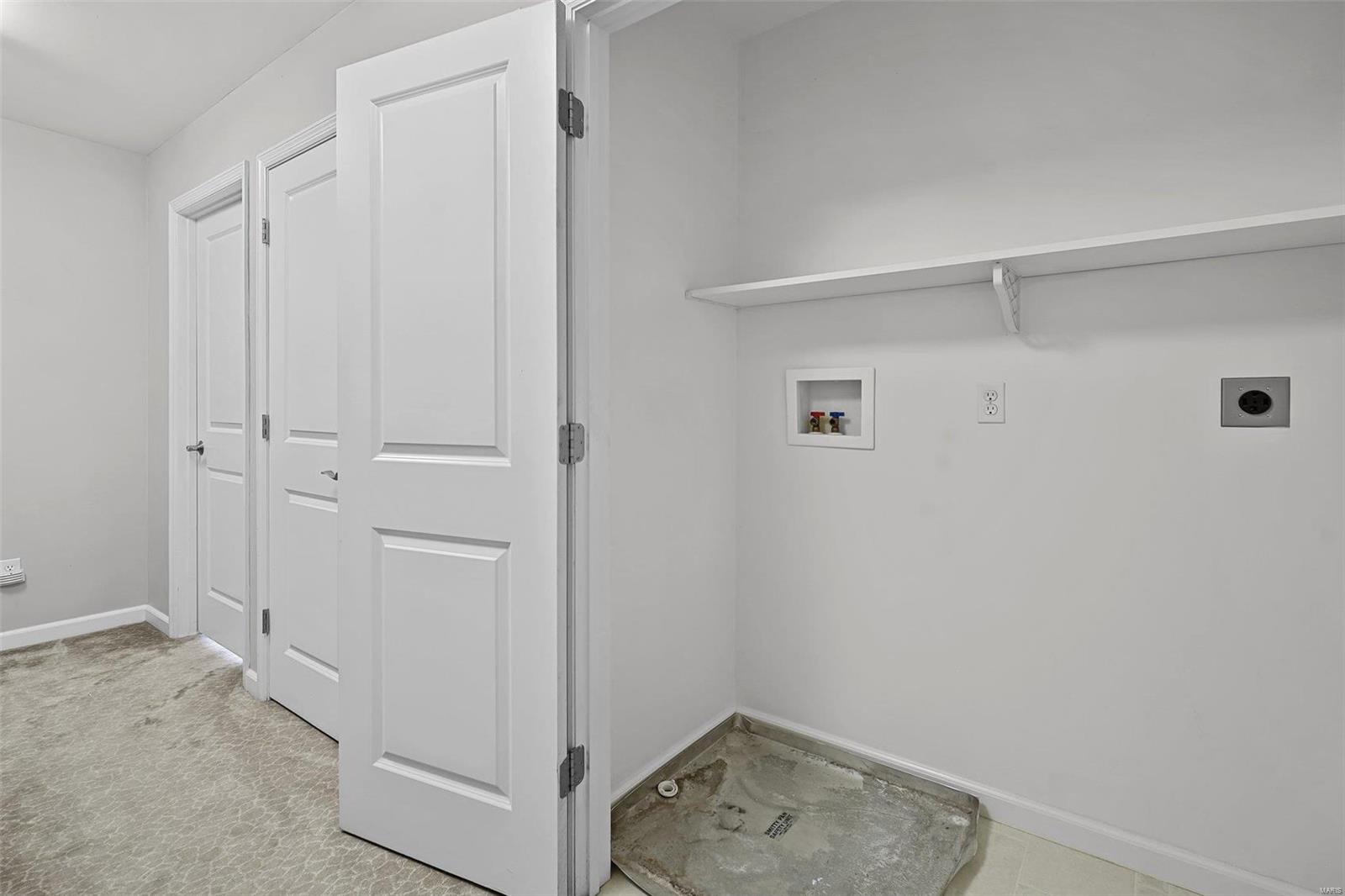 Riva Condos - Residential